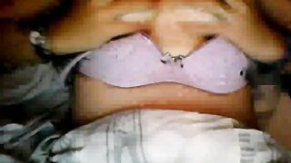 Omegle Worm 271 / White Mix