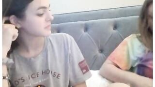 Teen Feet Omegle Webcam