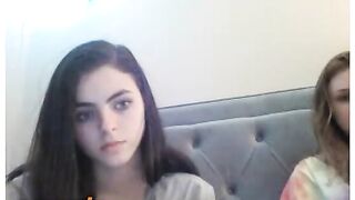 Teen Feet Omegle Webcam