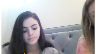 Teen Feet Omegle Webcam
