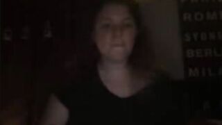 Curvy Girl Tries The OMEGLE GAME!