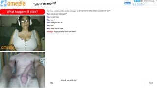 Ebony Girl Gets Out Her Boobs Out