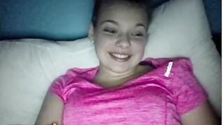Pretty Teen Boob Flash