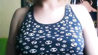 Hot Woman Flashing Perfect Boobs On Cam