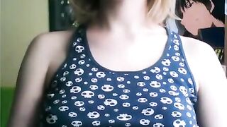 Hot Woman Flashing Perfect Boobs On Cam