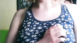 Hot Woman Flashing Perfect Boobs On Cam