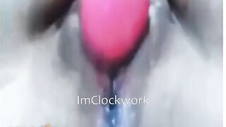 Girl With Vibrator Orgasms & Squirts On Omegle