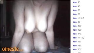 Omegle Worm 178 / Game Time