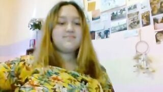 18yo Cali Girl Flashes Boobs, Ass, Pussy On Omegle