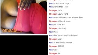 Busty Black Girl Plays On Omegle