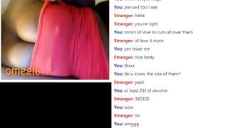 Busty Black Girl Plays On Omegle