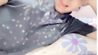 Arabic Girl Plays WIth Her TIts On Omegle
