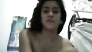 Safadinha Teen Show Tits On Cam New