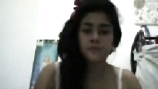 Safadinha Teen Show Tits On Cam New