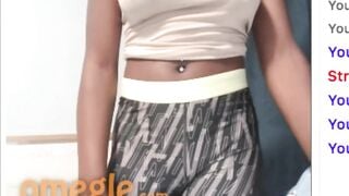 Omegle Teen W Unbelievable Body Flashes Ass
