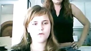 Stupid Teen Naked Family Mother Dughter