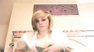 Blonde Teen Teases On Omegle