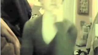 Big Eyed Cutie Doesnt Mind Showing Stuff On Omegle