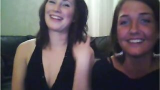Drunk Girls Flashing And Playing On Omegle