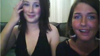 Drunk Girls Flashing And Playing On Omegle