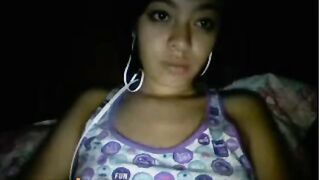 Cute 19 Year Old Columbian Girl Gets Topless