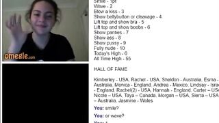 Pretty Young Teen Play Omegle Game