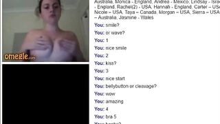 Pretty Young Teen Play Omegle Game