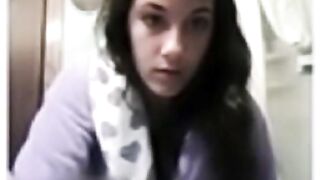 Teen Strips And Bates On Omegle