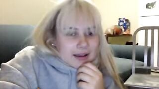 18yo Ny Girl And Friend Trying The OMEGLE GAME....