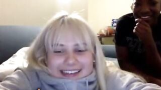 18yo Ny Girl And Friend Trying The OMEGLE GAME....