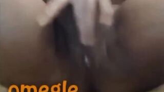 Ebony Omegle Plays With Pussy