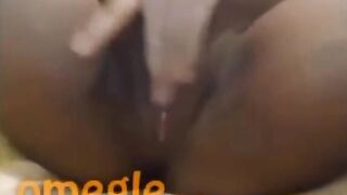 Ebony Omegle Plays With Pussy