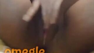 Ebony Omegle Plays With Pussy