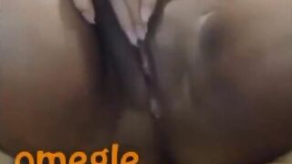 Ebony Omegle Plays With Pussy