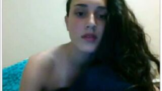 Hot Brunette Plays On Omegle