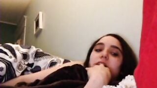 Jewish BBW Plays On Webcam