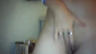 Girl With A Few Extra Lbs Gives Herself A Good Rub