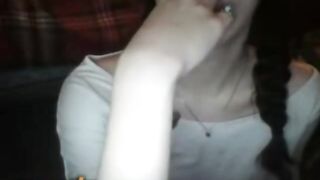 Omegle Girl Shows Off