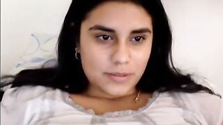 Sexy 19yo Columbian Plays The Omegle Game