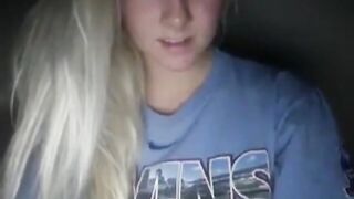 Forgotten Or Rare Omegle -- Blonde Shakes Her Ass