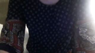 OMEGLE GAME SEXY 19yp FLORIDA GIRL GIVES IT A GO!