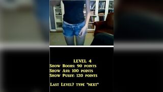 Sexy Girl Shows Off On Omegle