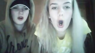 Two blonde teens twerk