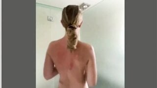 Teen Showering On Omegle