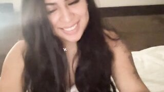 Arab MILF Ejaculate On Omegle