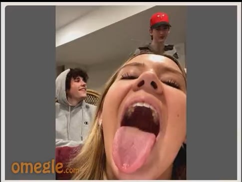 485px x 364px - Omegle blonde mouth open tongue out reaction