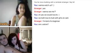 Hot Girl Cums with Couple on Omegle