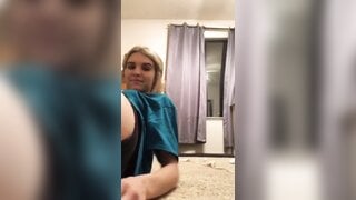Blonde Teen on Periscope