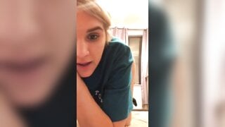 Blonde Teen on Periscope