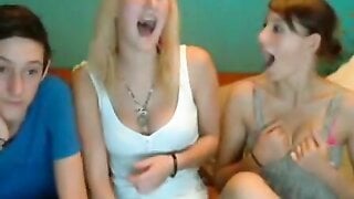 Amateur friends group on cam chat